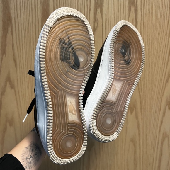 SOLD BRAND NEW BLACK and WHITE Nike Air Forces - Picture 3 of 11